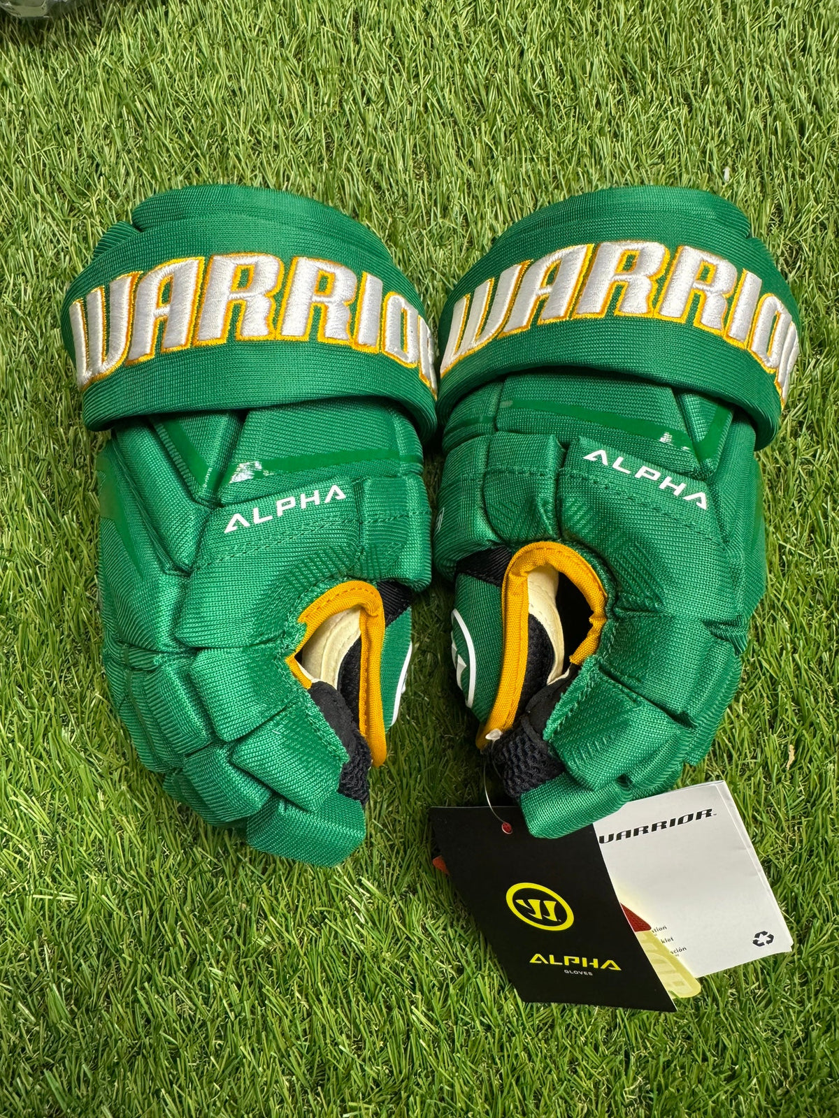 Warrior Alpha LX3 Pro Stock Gloves 11" Pro Stock (Used)