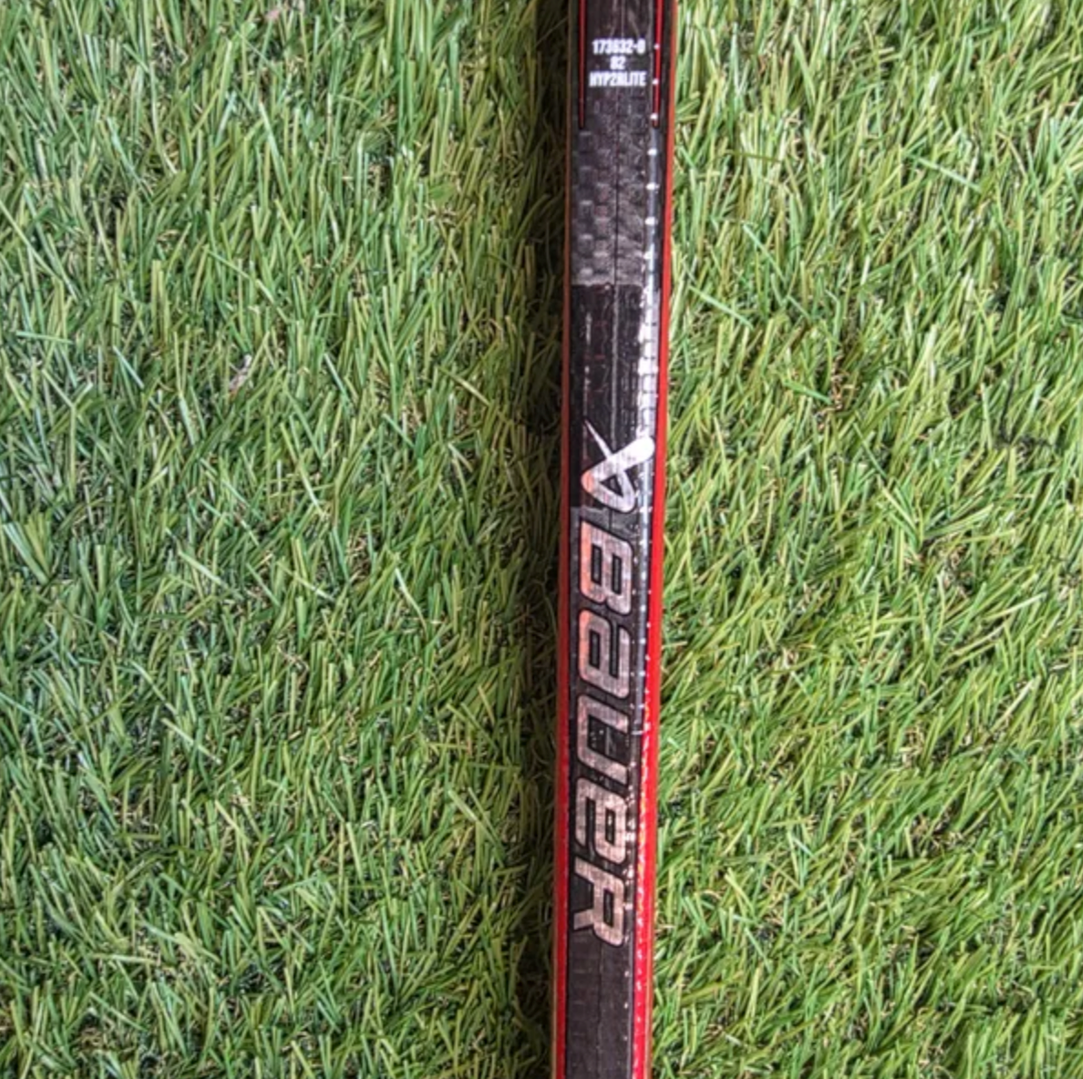Bauer Vapor Hyperlite 2 RH P28 82 Flex Pro Stock Hockey Stick (New)