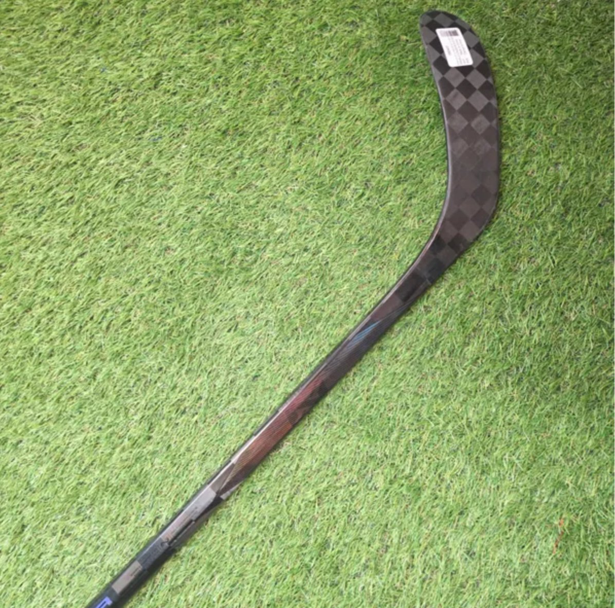 Bauer Nexus Tracer RH P28 70 Flex Pro Stock Hockey Stick (New)