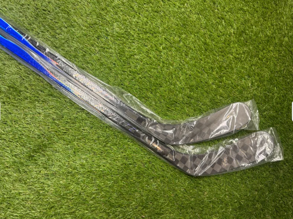 Bauer Vapor Flylite LH  P92 77 Flex Pro Stock Hockey Stick(New)-HS-0012