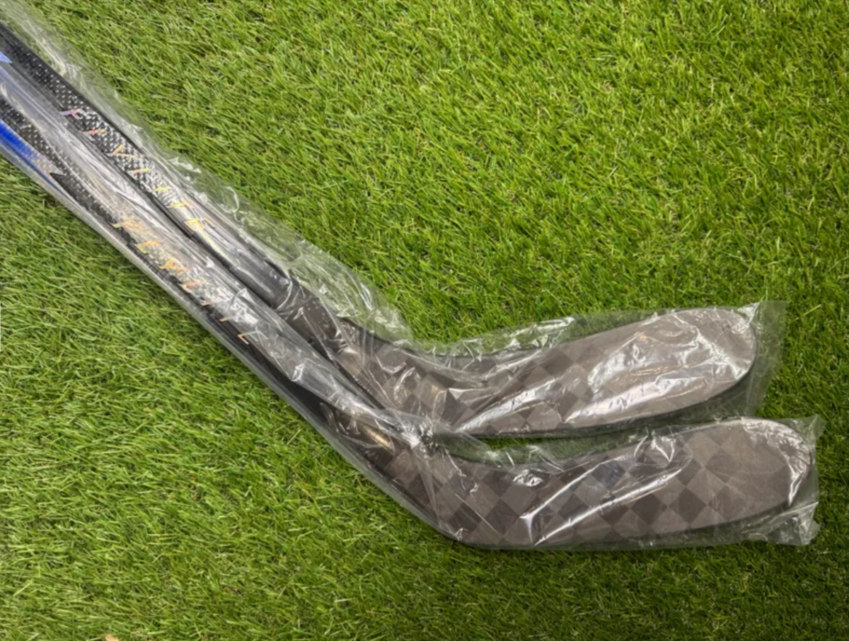 Bauer Vapor Flylite LH P28 77 Flex Pro Stock Hockey Stick(New)-HS-0019