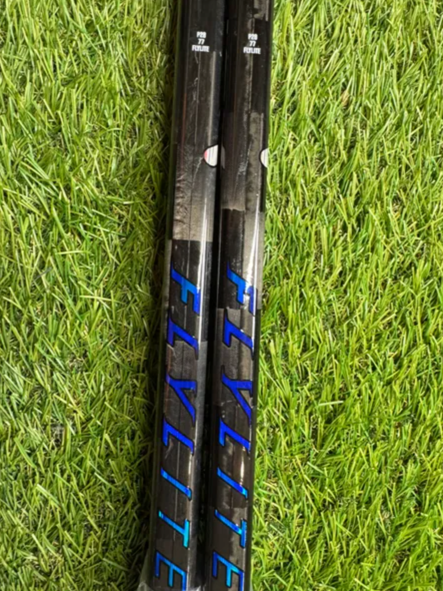 Bauer Vapor Flylite RH P28 77 Flex Pro Stock Hockey Stick (New)-HS-0021