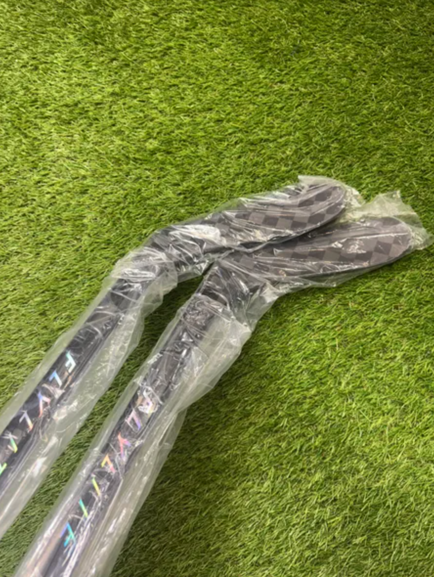 Bauer Vapor Flylite RH P28 77 Flex Pro Stock Hockey Stick (New)-HS-0021