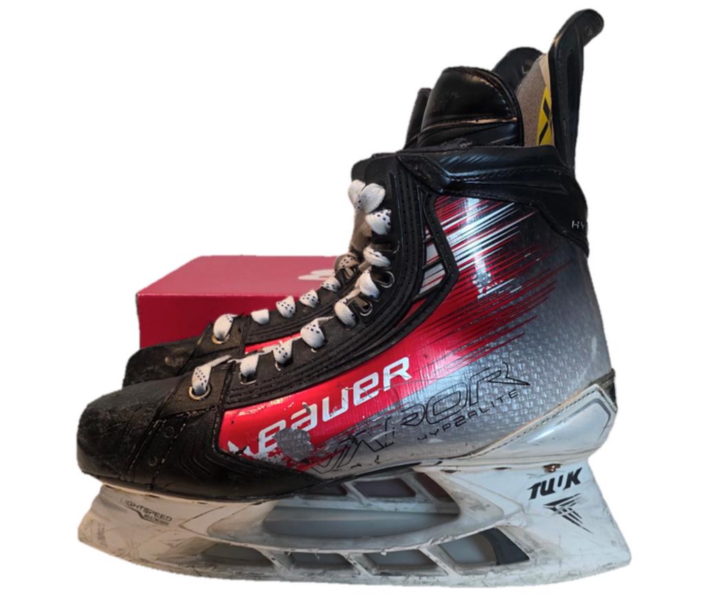 Red Bauer Vapor Hyperlite 2 Hockey Skates Pro Stock 9.5 (Used)-260731050-3