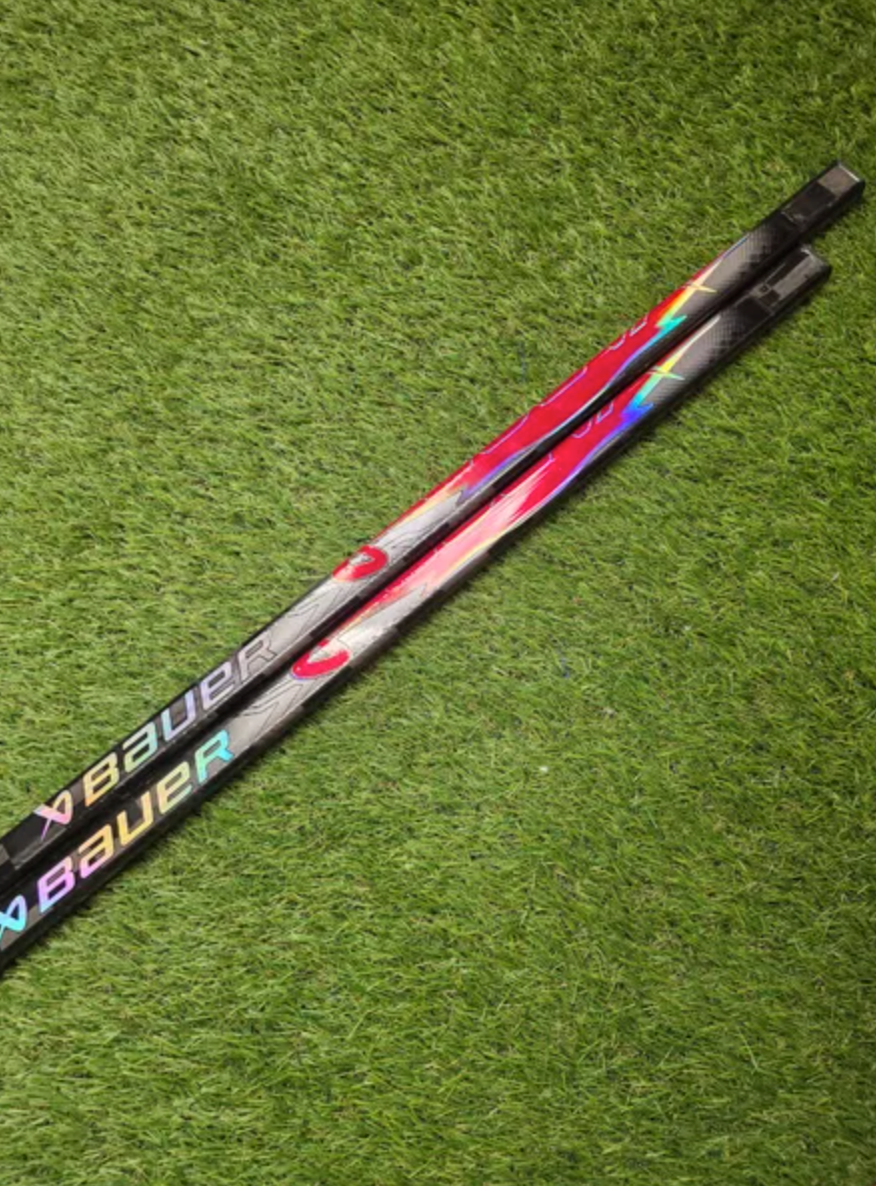 Bauer Vapor Flylite RH HOSSA Pattern 77 Flex Pro Stock Hockey Stick (New)