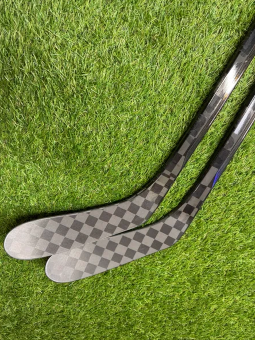 Bauer Nexus Tracer RH P28 70 Flex Pro Stock Hockey Stick (New)