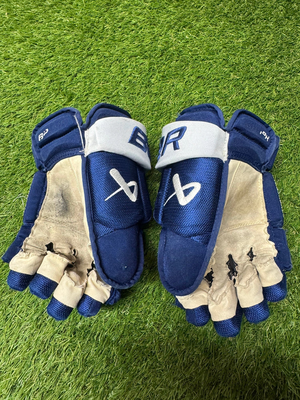Bauer Vapor Hyperlite Gloves 14" Pro Stock (Used)-HS-0073 - photo 2