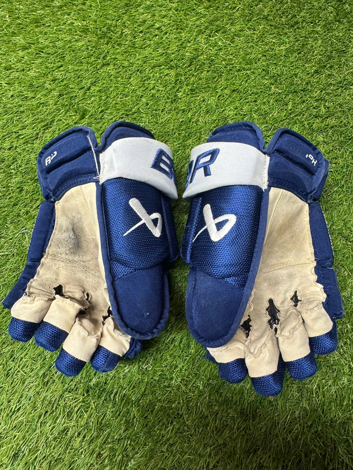 Bauer Vapor Hyperlite Gloves 14" Pro Stock (Used)-HS-0073 - photo 2
